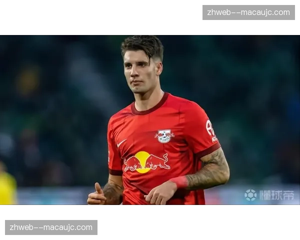 索博斯洛伊7次出任右后卫，多面手属性解决红军伤病危机